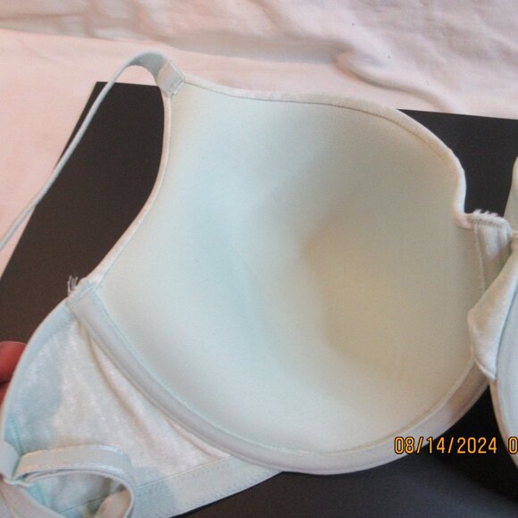 JOCKEY MINT GREEN~34DD BRA~LIGHTLY PADDED WITH PARTIALLY MESH BACK~SWEET - Picture 7 of 13